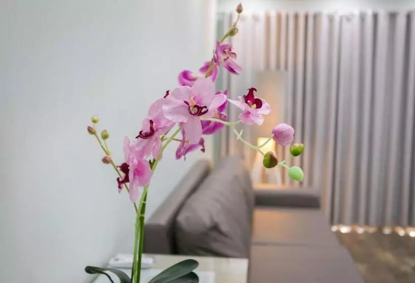 Fallsway Suites