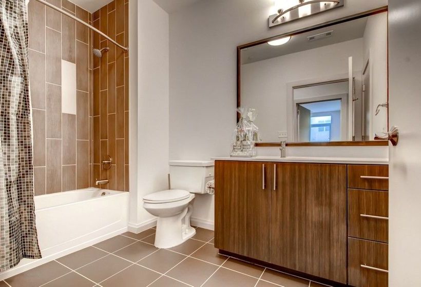 Global Luxury Suites At The Charles River