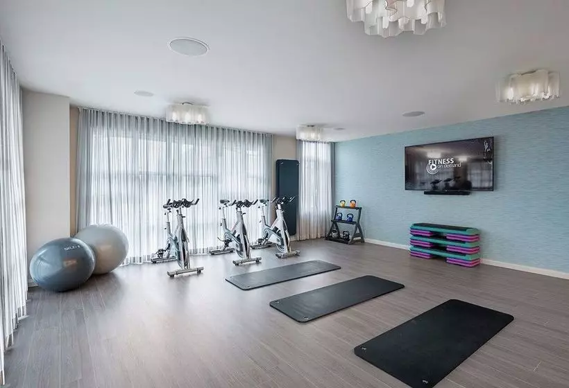 Global Luxury Suites At The Charles River