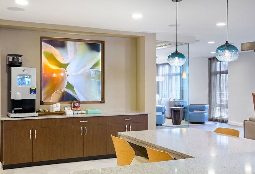 Global Luxury Suites At The Charles River