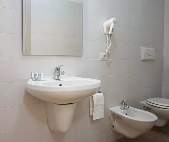 ホテル Agriturismo Maris