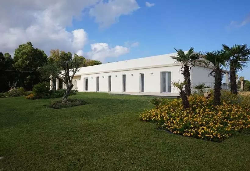 ホテル Agriturismo Maris