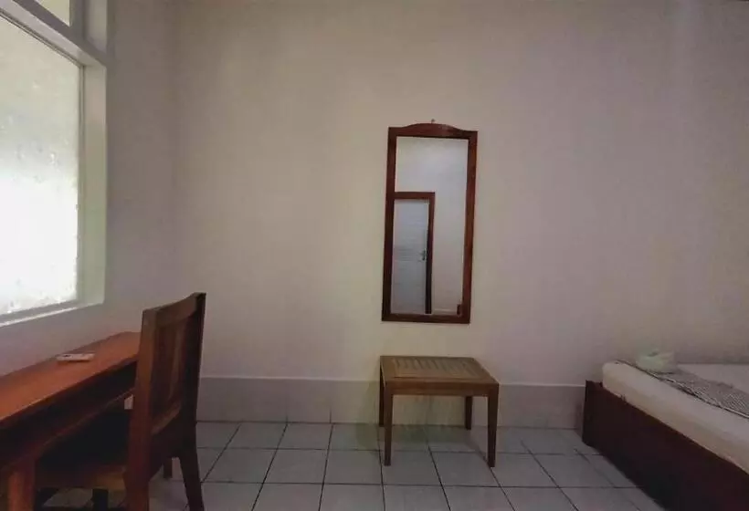 ホテル Bajo