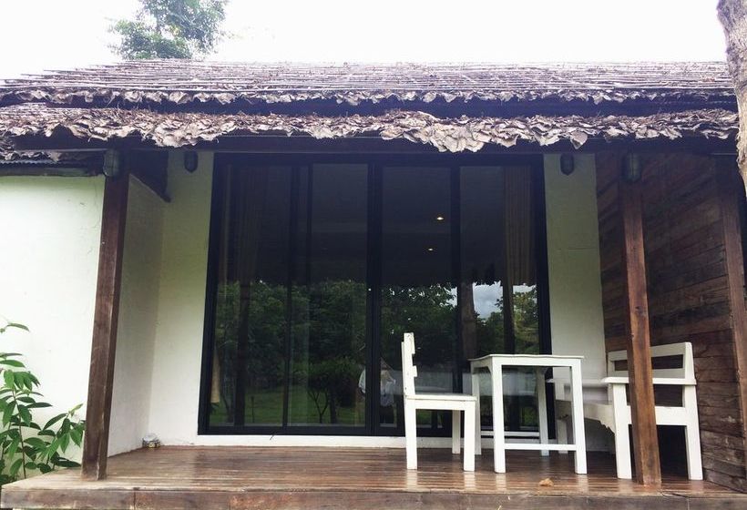 Отель Pai Hillside Resort