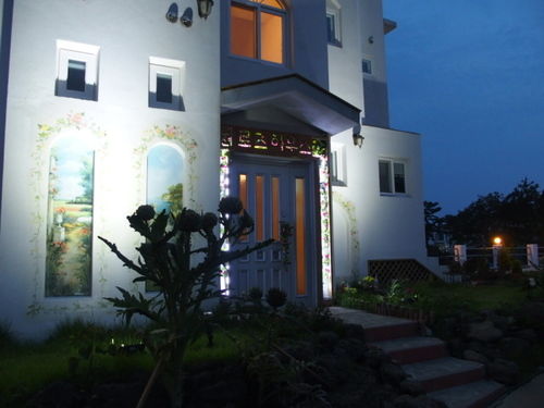 Hotel Black Rose House