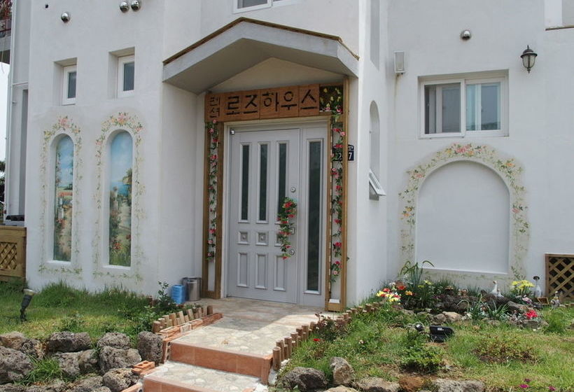 Hotel Black Rose House