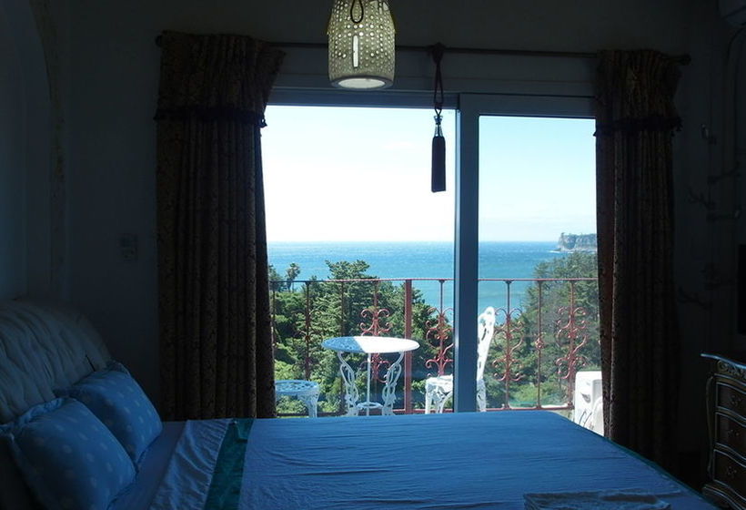 Hotel Black Rose House