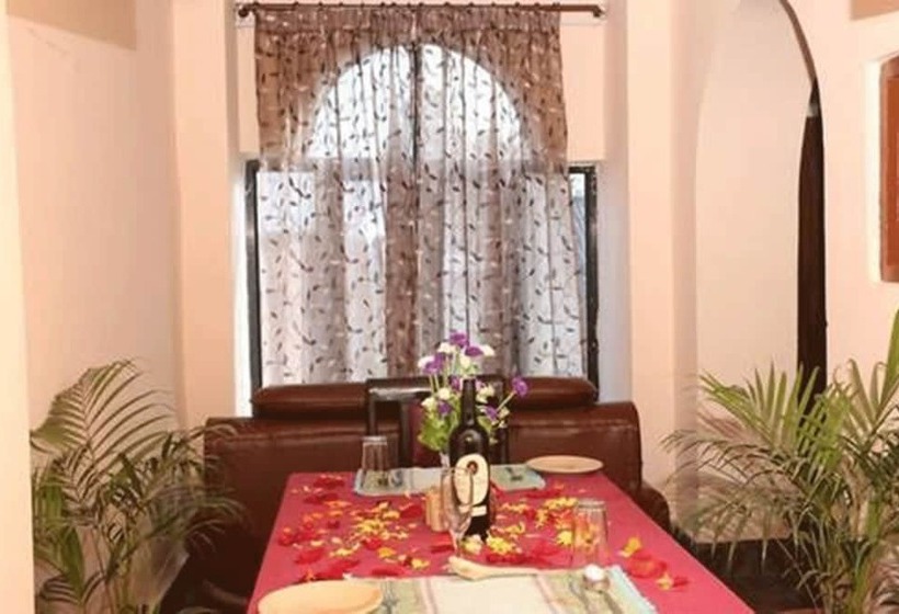 Szálloda Royal Safari