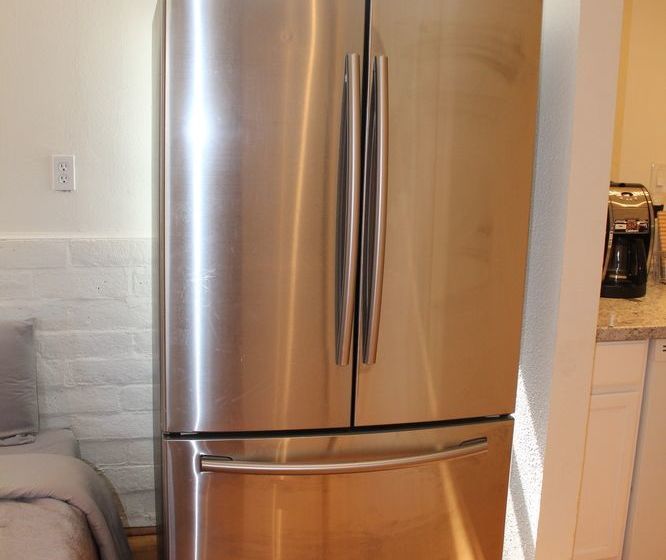 Jewel West La Santa Monica