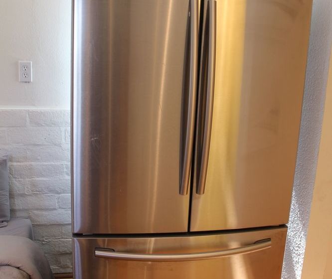 Jewel West La Santa Monica