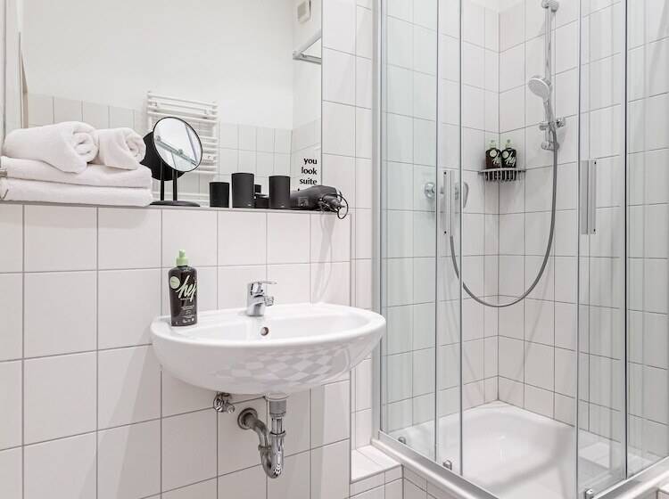 Limehome Berlin Malmöer Straße