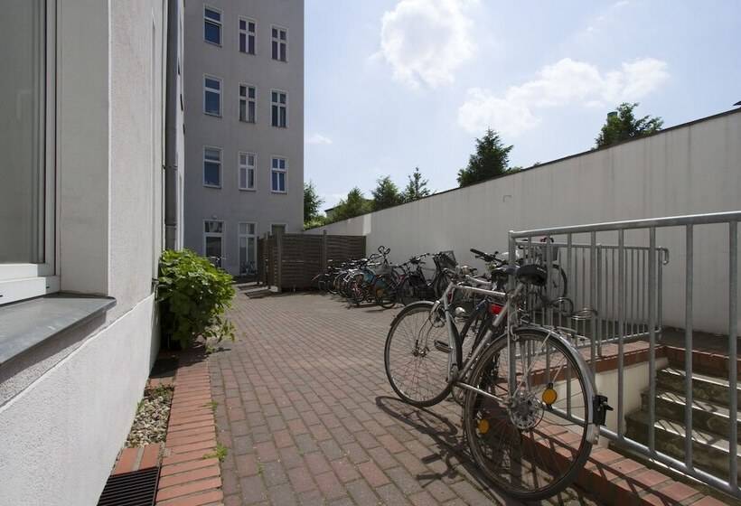 Limehome Berlin Malmöer Straße