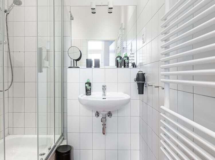 Limehome Berlin Malmöer Straße