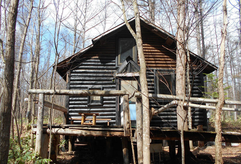 Log Yukari Guest House