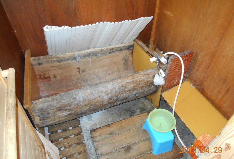 Log Yukari Guest House