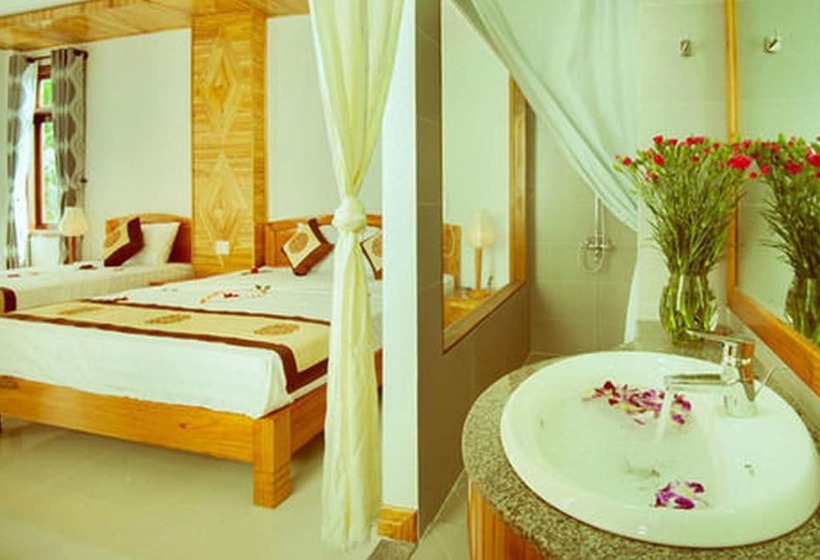 پانسیون Riverside Plum Garden Villa