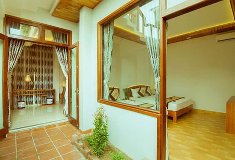 پانسیون Riverside Plum Garden Villa