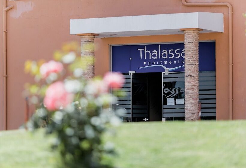 Thalassa Apart
