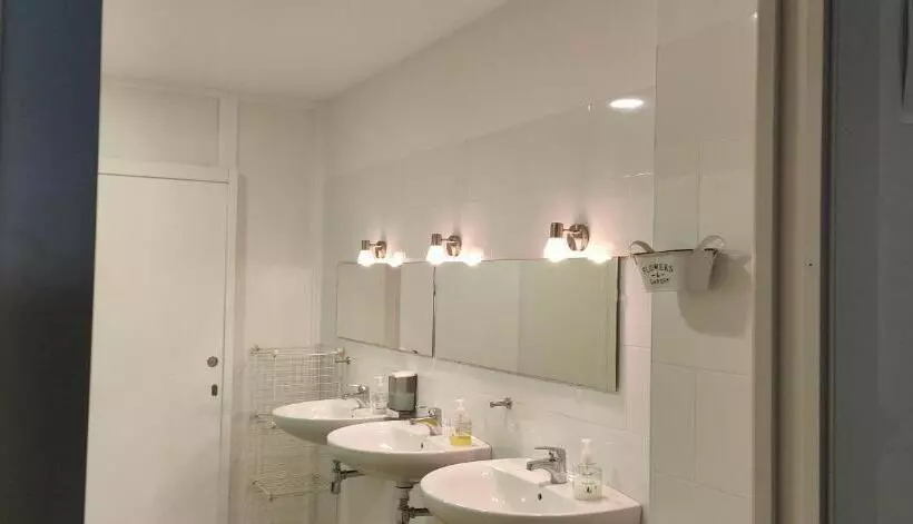 Albergue Valderrobres Auto Check In