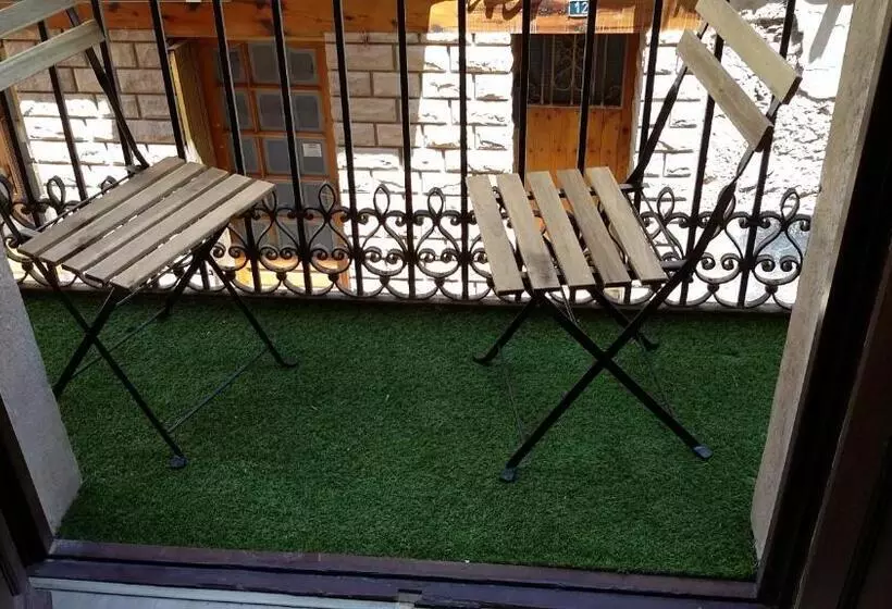 Albergue Valderrobres Auto Check In