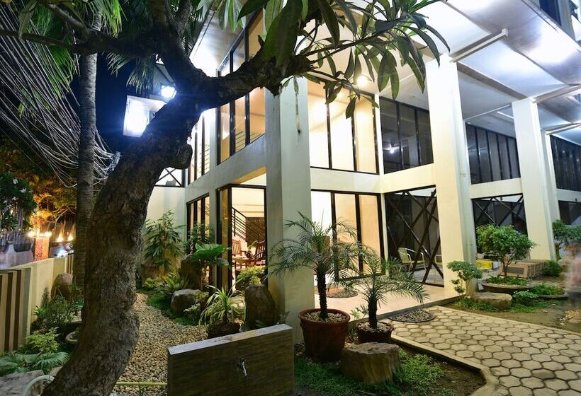 Anahaw Apartments Whitebeach