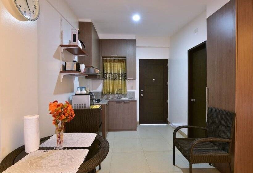 Anahaw Apartments Whitebeach