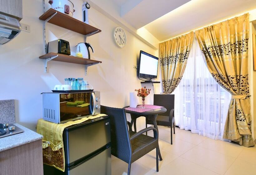 Anahaw Apartments Whitebeach