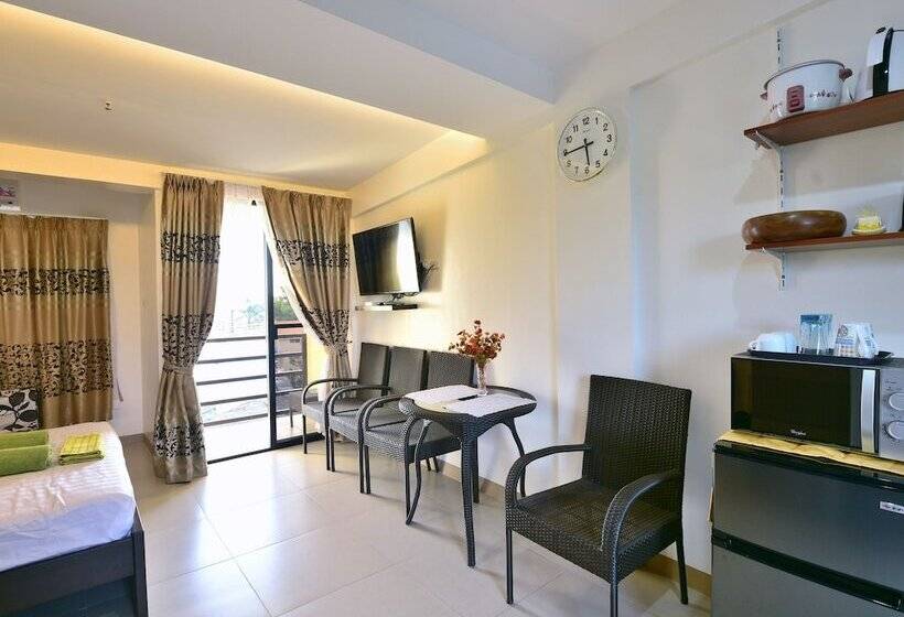 Anahaw Apartments Whitebeach