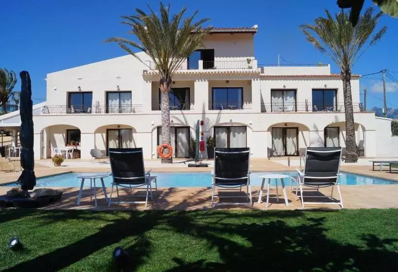 Aparthotel Camp El Planet