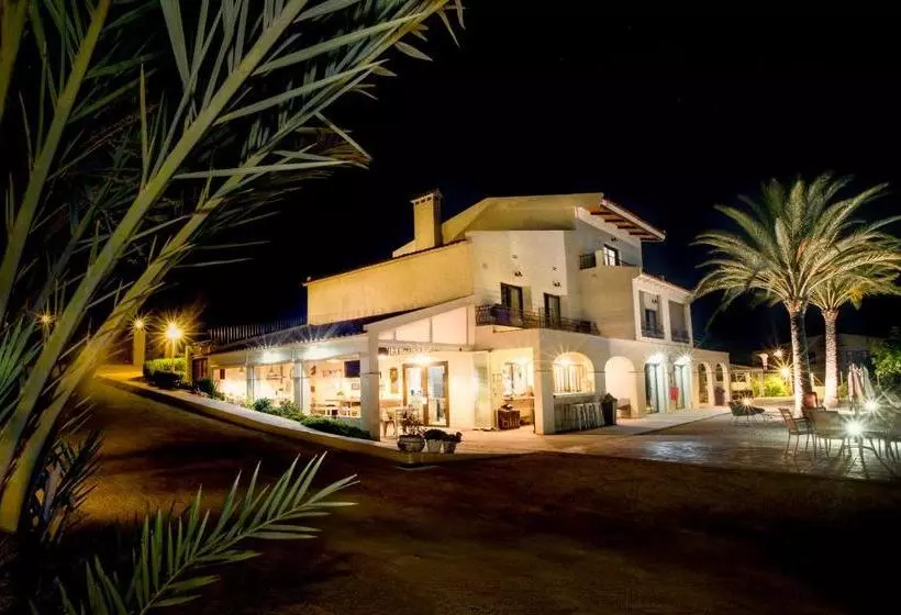 Aparthotel Camp El Planet