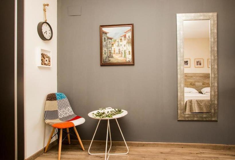 Aparthotel Camp El Planet