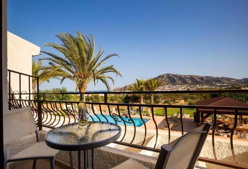 Aparthotel Camp El Planet