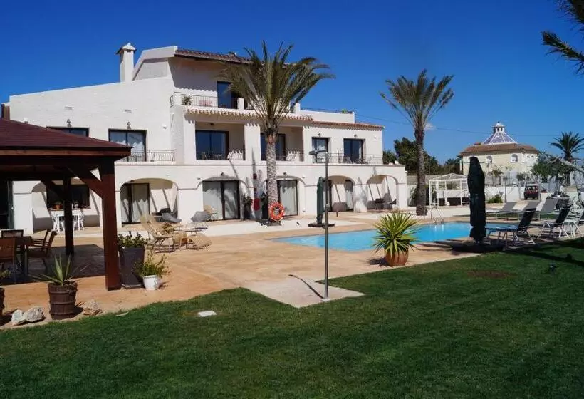 Aparthotel Camp El Planet