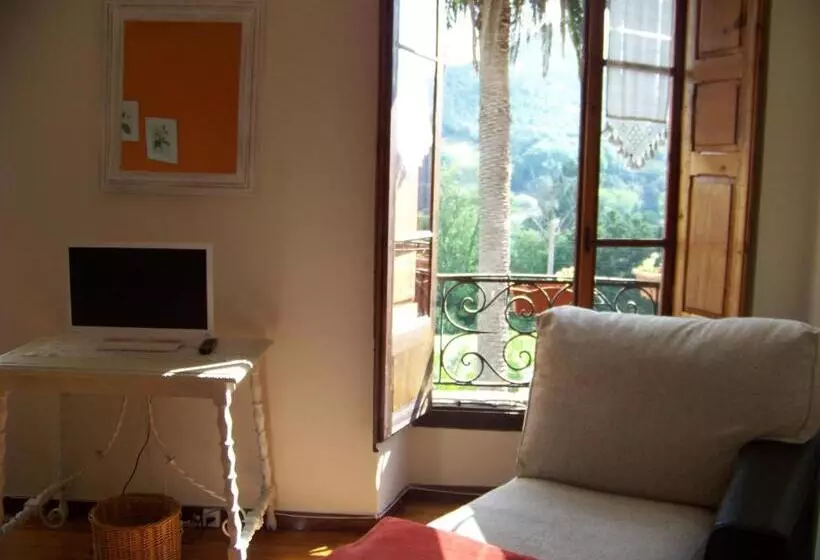 B&b El Jardín De Aes