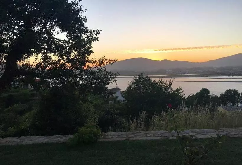 Aamiaismajoitus (B&B) Amare Country House