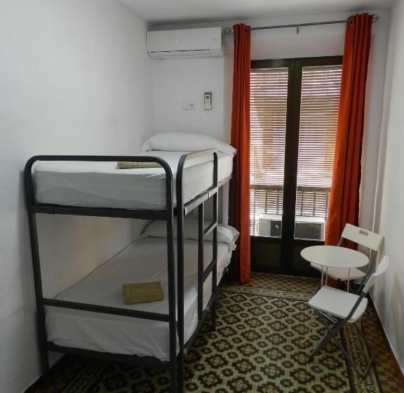 تختخواب و صبحانه Cathedral Rooms & Houses