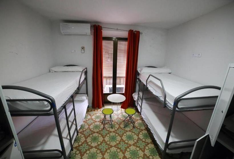 تختخواب و صبحانه Cathedral Rooms & Houses