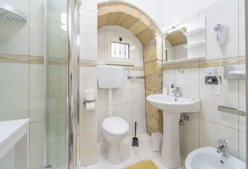 B&b Eraclio