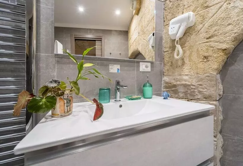 B&b Eraclio