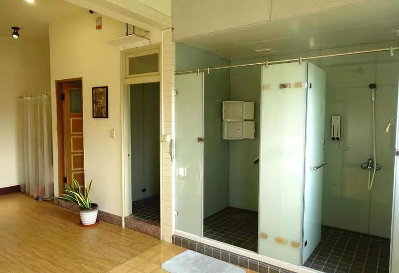 Chiayi Petite Hostel