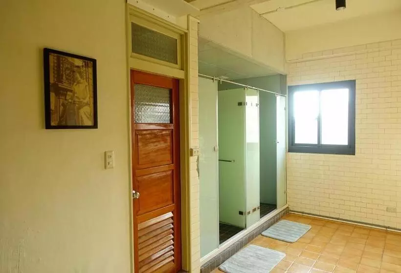 Chiayi Petite Hostel