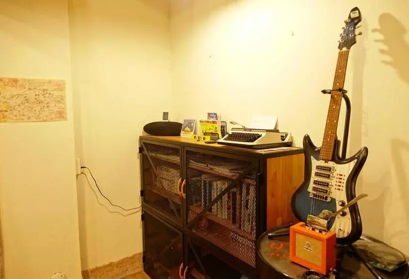Chiayi Petite Hostel