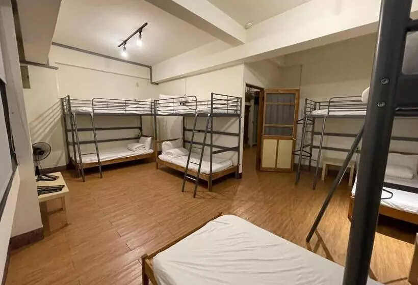Chiayi Petite Hostel
