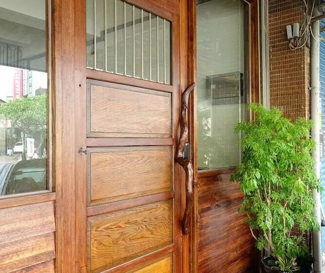 Chiayi Petite Hostel