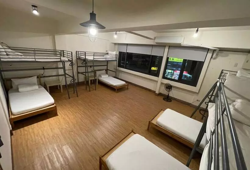 Chiayi Petite Hostel