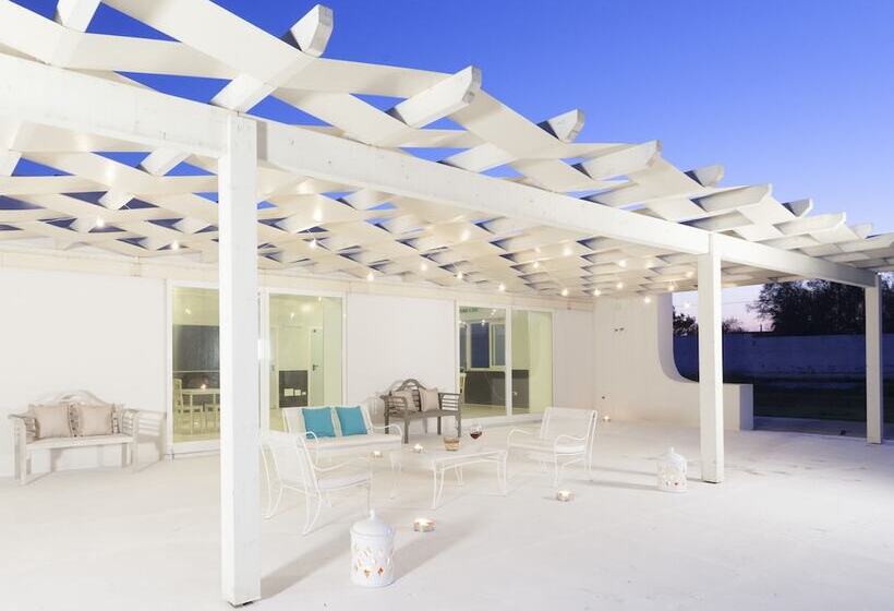 مسافرخانه Spiaggiabella Resort