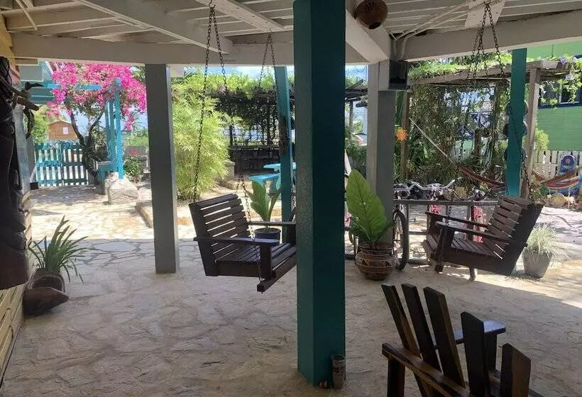 ホテル All Seasons Belize