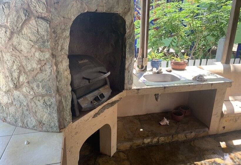 فندق All Seasons Belize