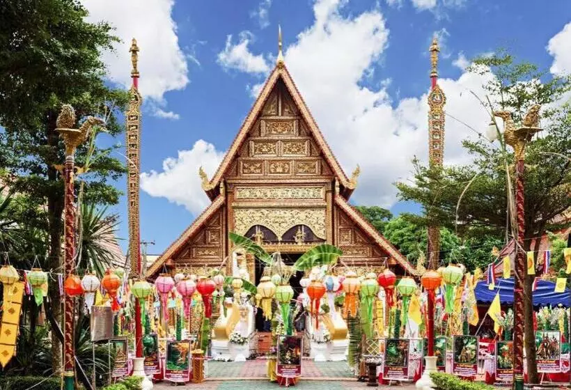 هتل B2 Chiang Rai Boutique & Budget