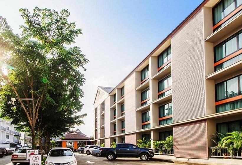 فندق B2 Chiang Rai Boutique & Budget